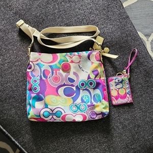 Coach Poppy Purse With ID Wallet